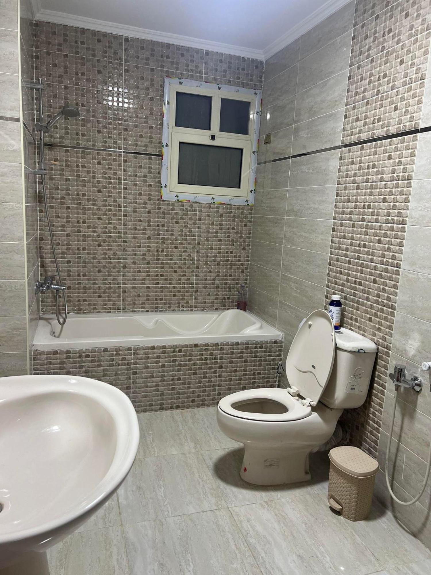 Apartment Comfy Luxurious In Location In Mansheyet El Bakry East